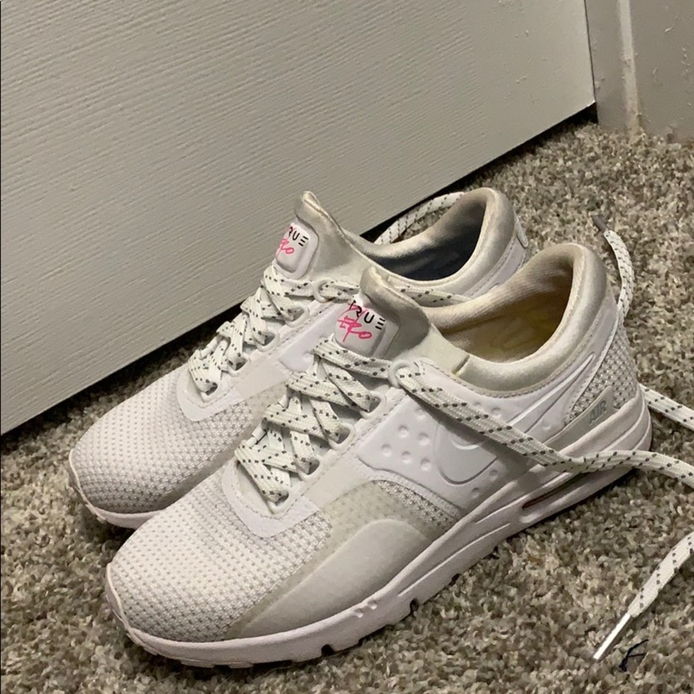 Nike Air Max Zero Be True Pride shoes
